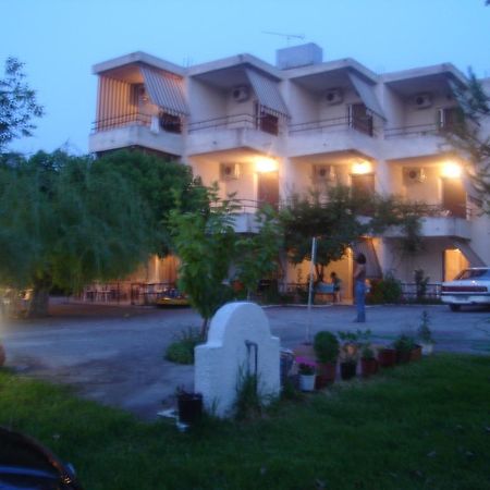 Apartments Skardoutsou Agiokampos  Luaran gambar